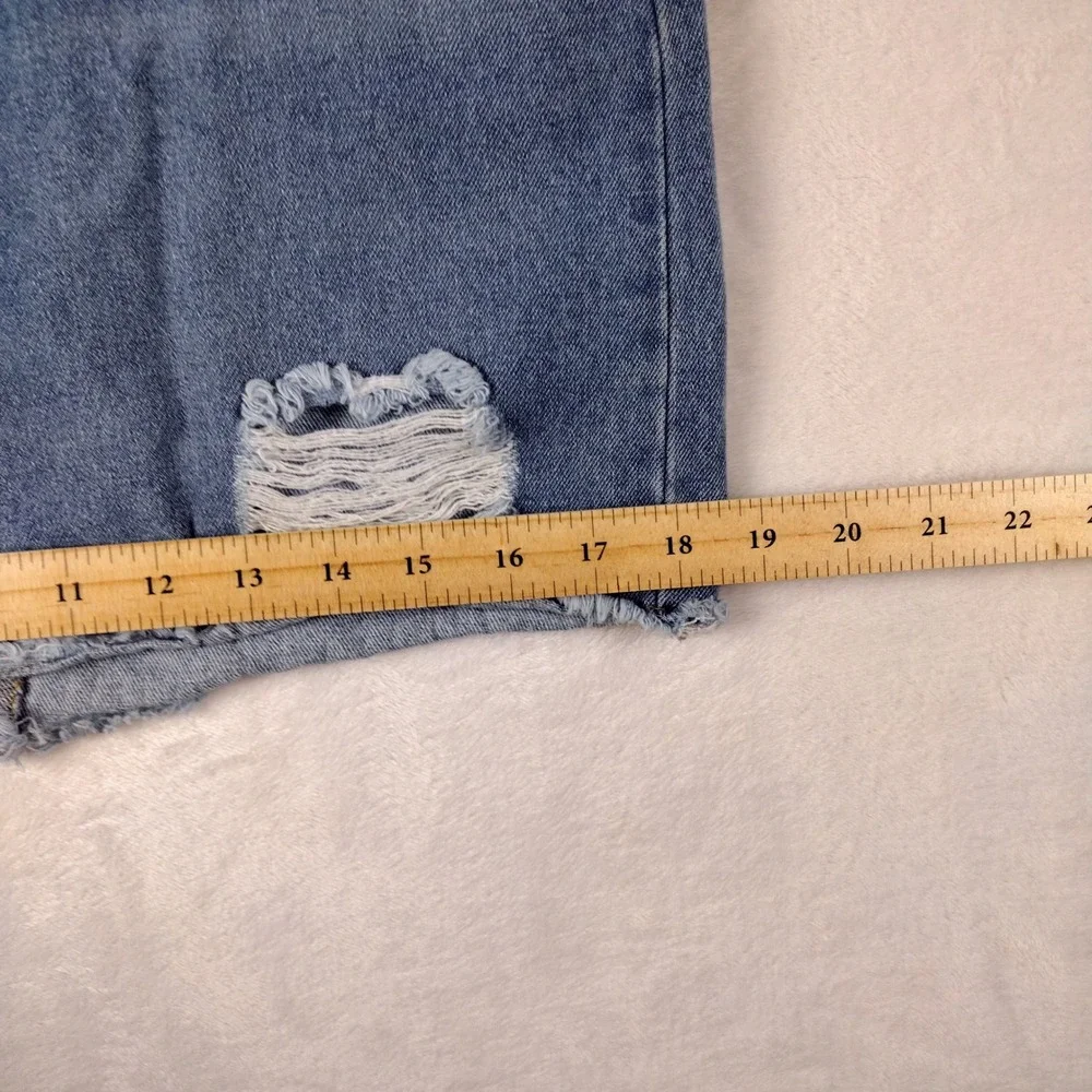 Forever 21 Contemporary Blue Distressed Denim Mini Skirt Raw Hem Womens Medium‎